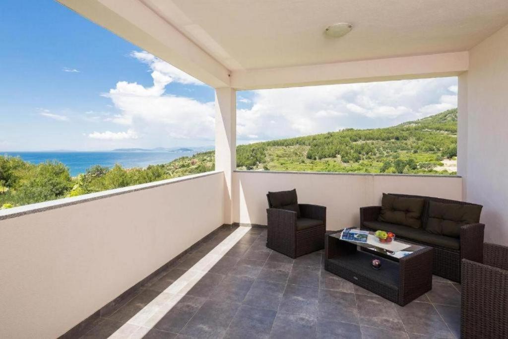 Carso Olea A2 Apartment Podstrana Luaran gambar